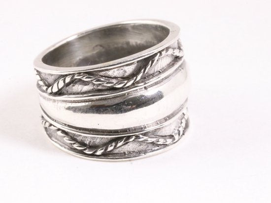 Brede hoogglans zilveren ring met kabelpatronen afbeelding 1