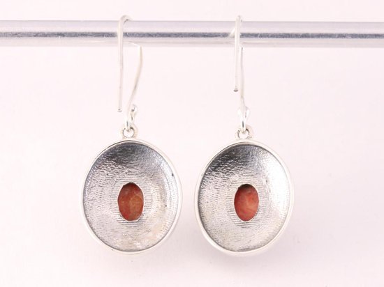 Bewerkte ovale zilveren oorbellen met rode turkoois afbeelding 3