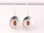 Bewerkte ovale zilveren oorbellen met rode turkoois afbeelding 3