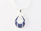 Opengewerkte druppelvormige zilveren hanger met lapis lazuli aan ketting afbeelding 4