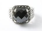 Opengewerkte zilveren ring met onyx en marcasiet afbeelding 4