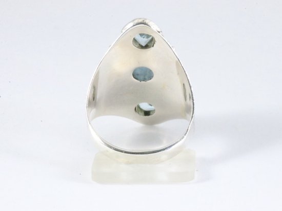 Langwerpige bewerkte zilveren ring met aquamarijn en blauwe topaas afbeelding 3