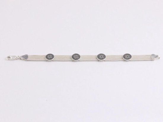 Traditionele zilveren armband met niëllo decoraties afbeelding 2