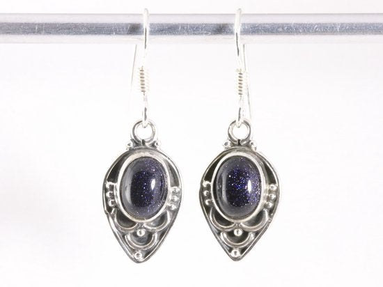 Fijne bewerkte zilveren oorbellen met blauwe zonnesteen afbeelding 4
