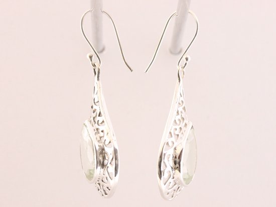 Opengewerkte zilveren oorbellen met groene amethist afbeelding 2