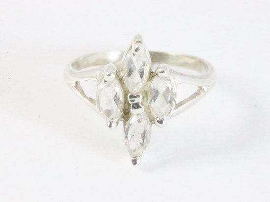 Fijne zilveren ring met bergkristal afbeelding 4