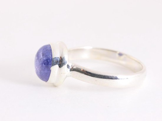 Hoogglans zilveren ring met tanzaniet afbeelding 2