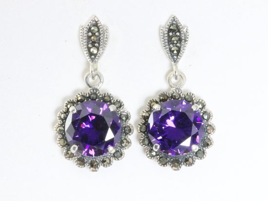 Ronde zilveren oorstekers met amethist en marcasiet afbeelding 1