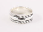 Hoogglans zilveren ring met schuine ribbels afbeelding 1