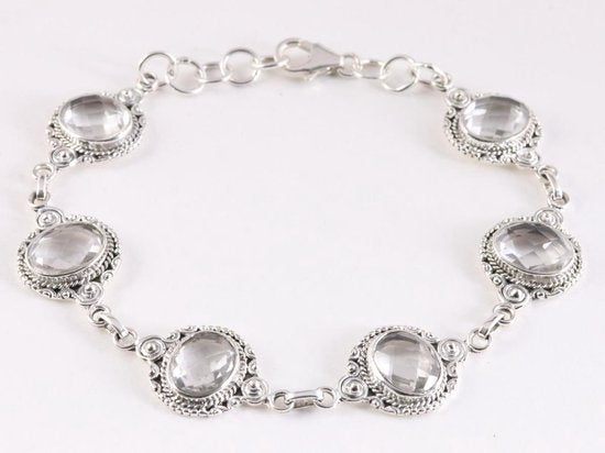Bewerkte zilveren schakelarmband met bergkristal afbeelding 1