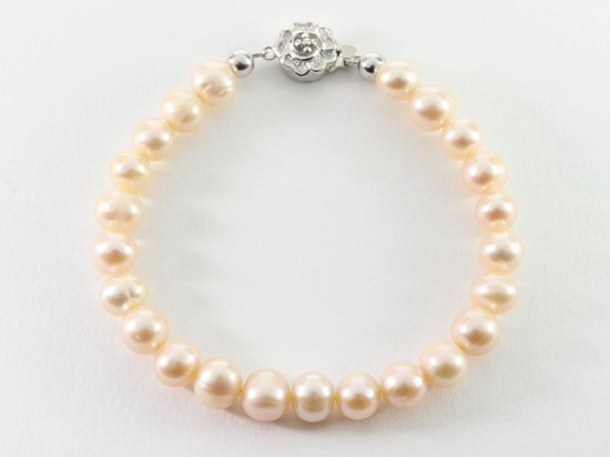 Armband met natuurlijke roze zoetwater parels en zilveren sluiting afbeelding 1