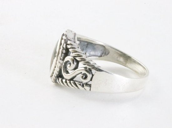 Bewerkte zilveren ring met abalone schelp afbeelding 2