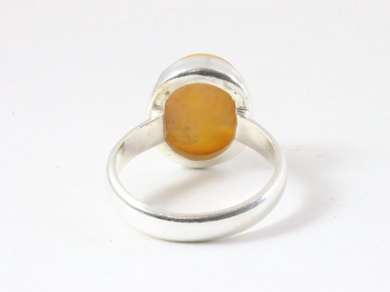 Ovale zilveren ring met gele amber afbeelding 3