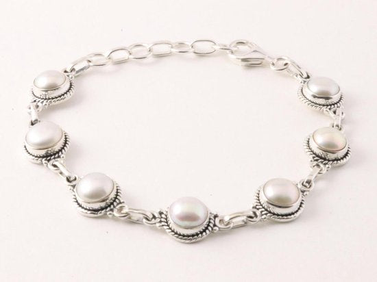 Fijn bewerkte zilveren schakelarmband met zoetwater parels afbeelding 1