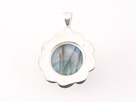 Bewerkte zilveren hanger met labradoriet afbeelding 2