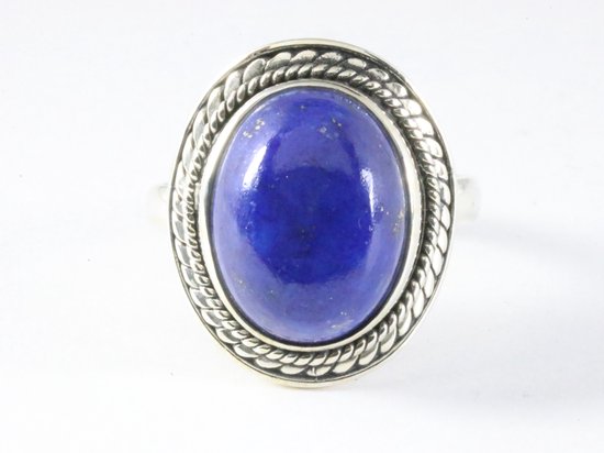 Bewerkte zilveren ring met lapis lazuli afbeelding 4