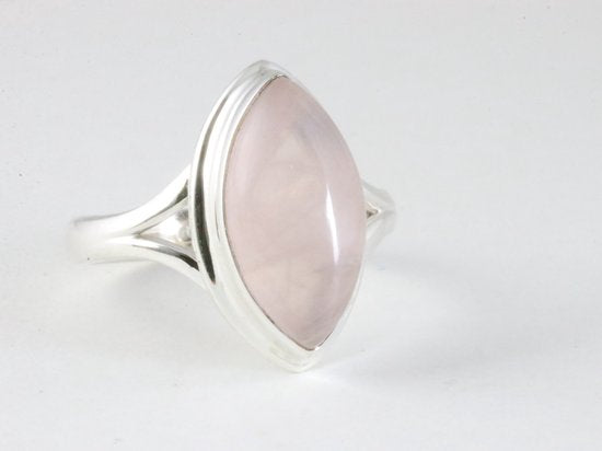 Hoogglans zilveren ring met rozenkwarts afbeelding 1