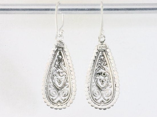 Traditionele zilveren filigrein oorbellen afbeelding 3