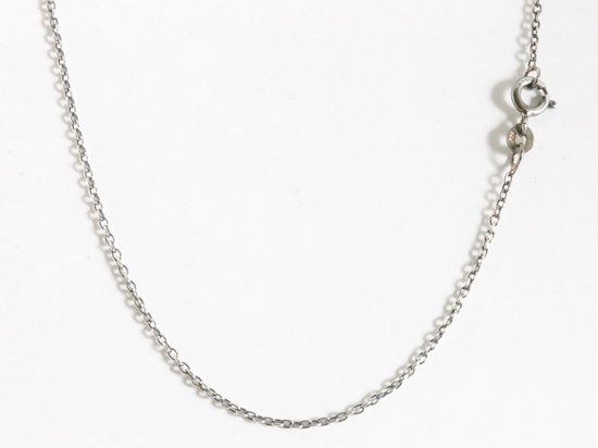 Fijne bewerkte zilveren hanger met regenboog maansteen aan ketting afbeelding 4