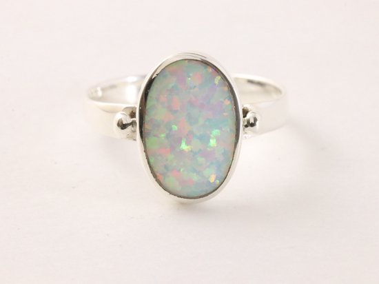 Fijne hoogglans zilveren ring met welo opaal afbeelding 4