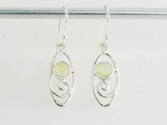 Fijne opengewerkte zilveren oorbellen met prehniet afbeelding 3