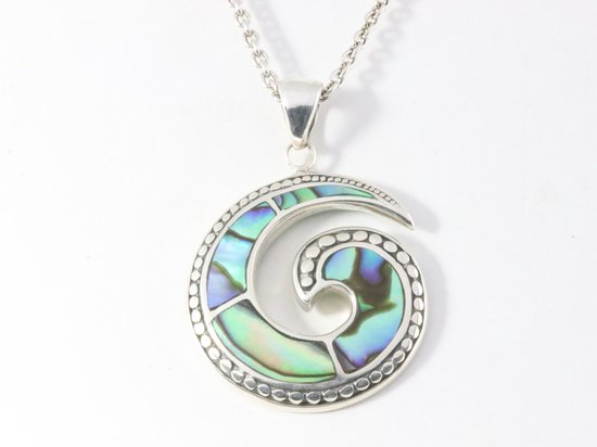 Bewerkte zilveren hanger met abalone schelp aan ketting afbeelding 4