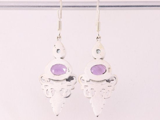Lange zilveren oorbellen met amethist en blauwe topaas afbeelding 3
