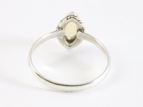 Fijne bewerkte zilveren ring met citrien afbeelding 3