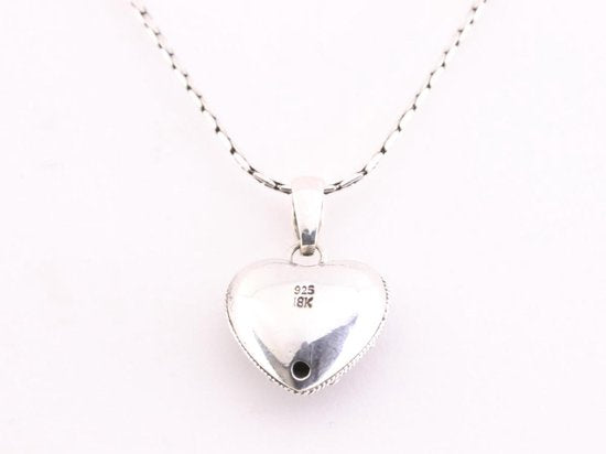 Fijne bewerkte hartvormige zilveren hanger met 18k gouden decoratie aan ketting afbeelding 3