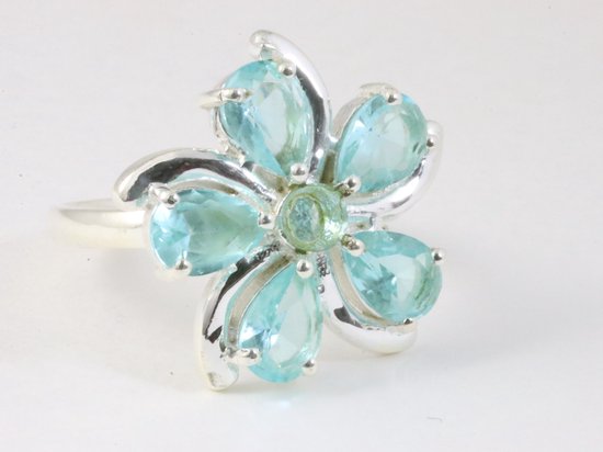 Hoogglans zilveren ring met blauwe topaas afbeelding 1