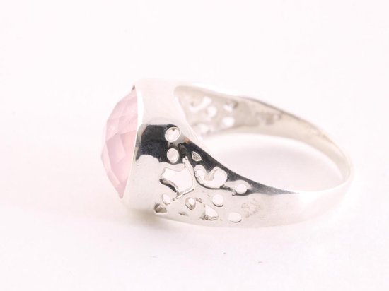 Opengewerkte zilveren ring met rozenkwarts afbeelding 2