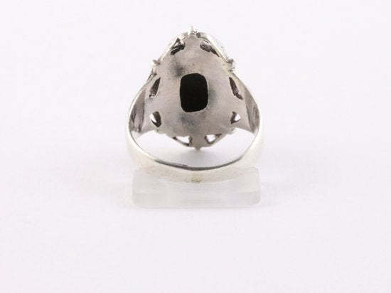 Bewerkte zilveren ring met malachiet afbeelding 3