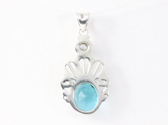 Opengewerkte zilveren hanger met blauwe topaas en parel afbeelding 3