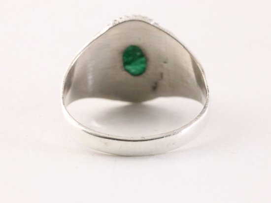 Bewerkte zilveren ring met jade afbeelding 3