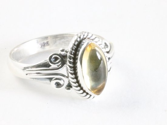 Fijne bewerkte zilveren ring met citrien afbeelding 1