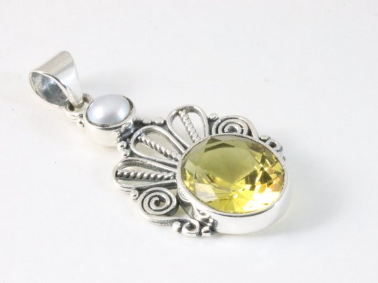 Opengewerkte zilveren hanger met citrien en parel afbeelding 2