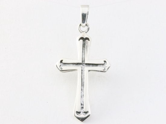 Bewerkte zilveren kruishanger met fantasie gravering afbeelding 3