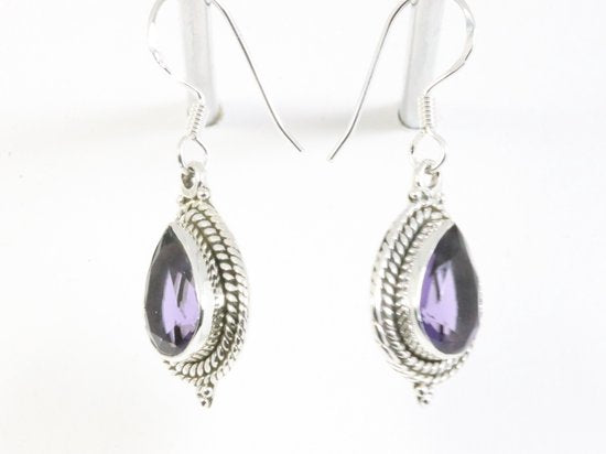 Bewerkte zilveren oorbellen met amethist afbeelding 2
