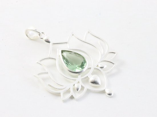 Opengewerkte zilveren lotus hanger met groene amethist afbeelding 2