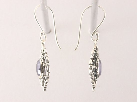 Opengewerkte zilveren oorbellen met ioliet afbeelding 2