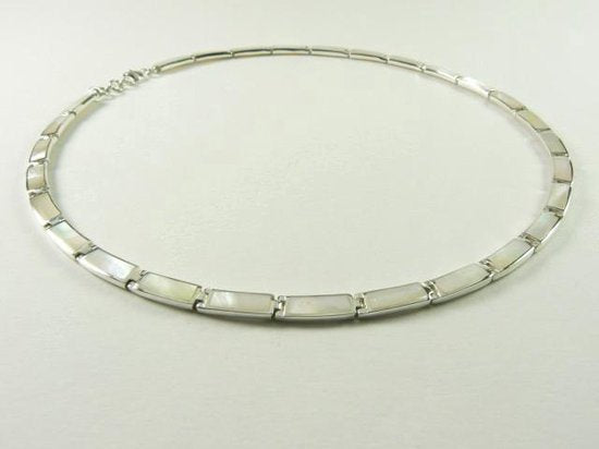 Zilveren collier met parelmoer afbeelding 4