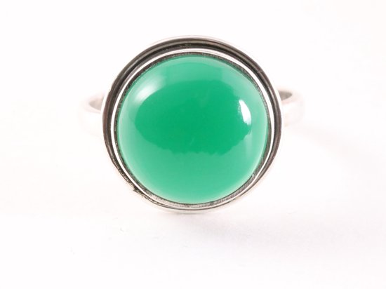 Ronde zilveren ring met groene onyx afbeelding 4