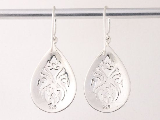 Traditionele opengewerkte zilveren oorbellen afbeelding 3