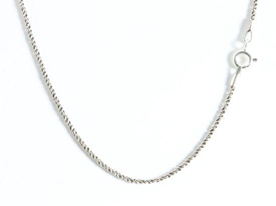Zilveren hanger met blauwe saffier en marcasiet aan ketting afbeelding 4
