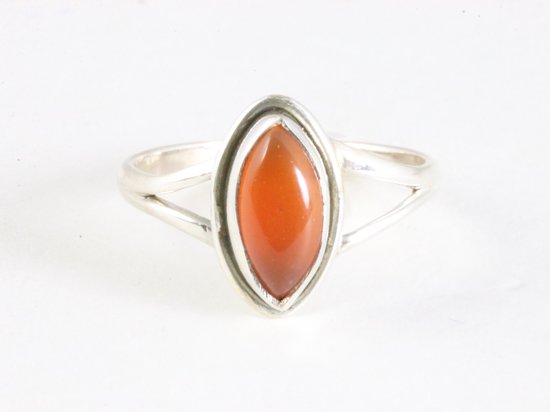 Fijne zilveren ring met carneool afbeelding 4