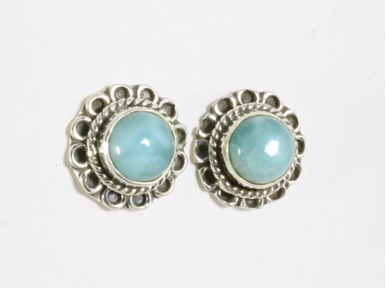 Bewerkte ronde zilveren oorstekers met larimar afbeelding 1
