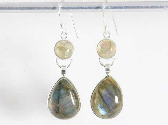 Lange zilveren oorbellen met labradoriet afbeelding 3