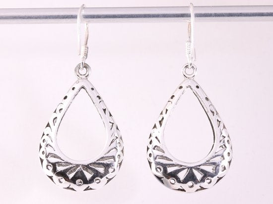 Opengewerkte zilveren oorbellen afbeelding 3