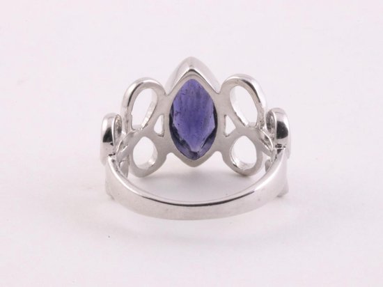 Opengewerkte zilveren ring met ioliet afbeelding 3