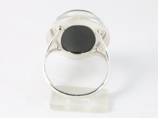 Grote ovale zilveren ring met onyx afbeelding 3